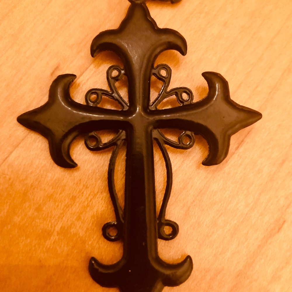 Cross Large - Picture 4 of 7